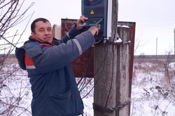 Тамбовские энергетики устраняют неполадки на электрических сетях 