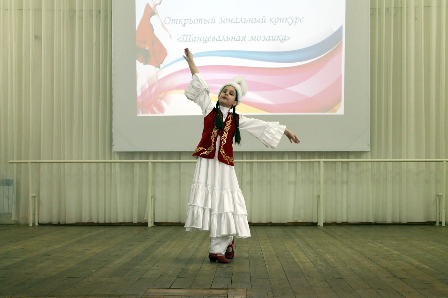 Анастасия Пьяных (Рассказово), казахский танец «Камажай»