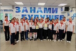 Семь школ Тамбовщины получат крупные гранты от Движения Первых