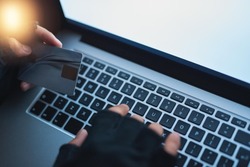 Тамбовчанин обогатил мошенников более чем 3,5 миллиона рублей