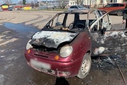 В Первомайском на глазах у владельца сгорела иномарка