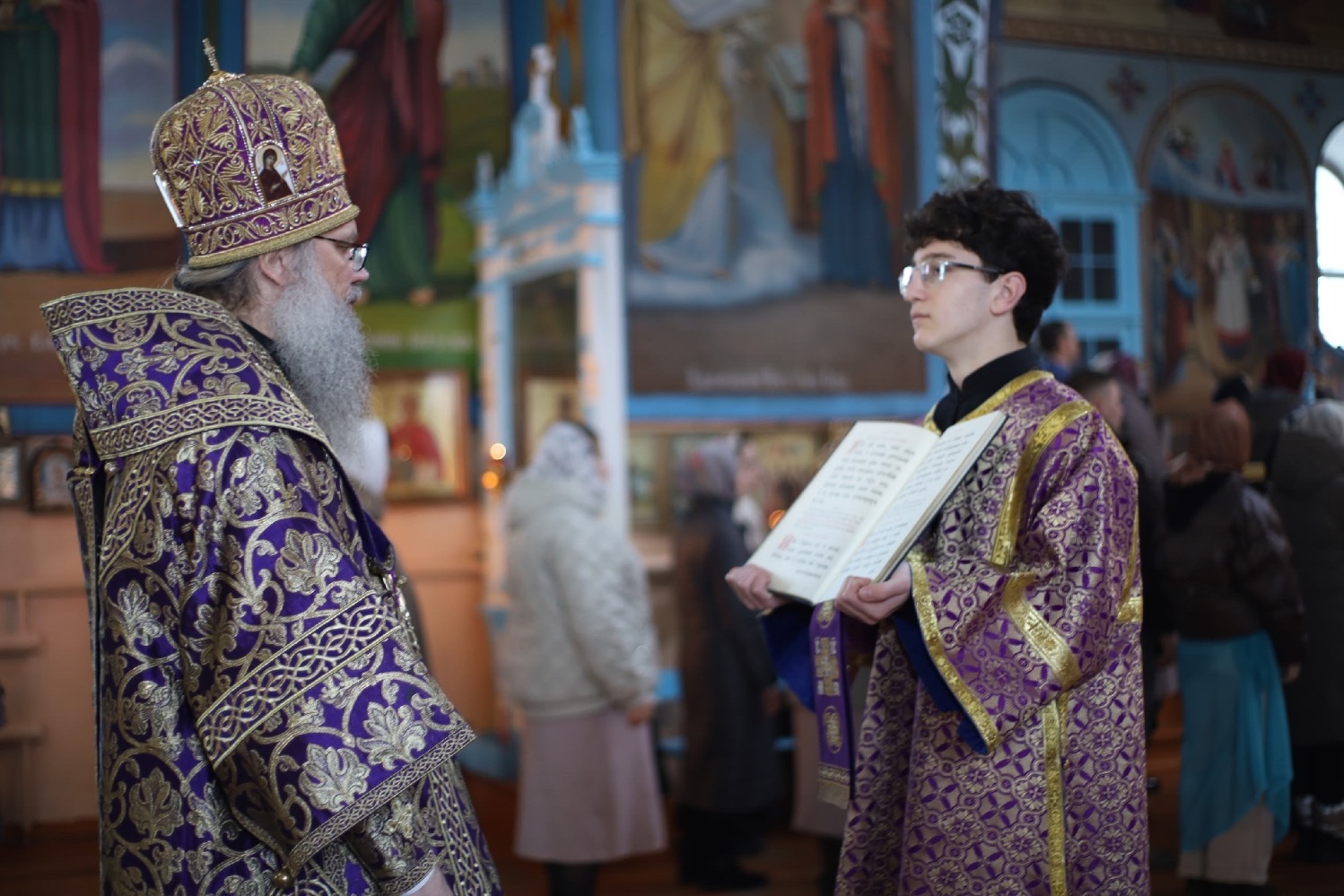 15 марта 2026 года, в неделю 3-ю Великого поста, Крестопоклонную, Владыко Гермоген совершил Божественную литургию в Крестовоздвиженском храме с. Карели Моршанского МО