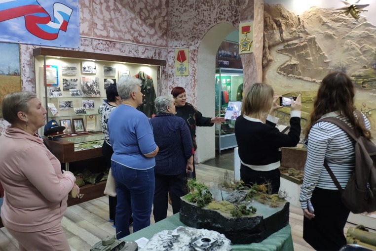 В зале боевой славы