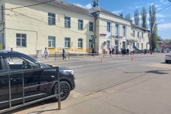 Четыре человека получили травмы в аварии на пешеходном переходе в Мичуринске