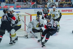 Хоккеисты «Тамбова» потерпели поражение от «Дизеля»