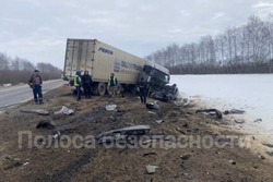 В Никифоровском округе в лобовом столкновении с фурой погиб человек