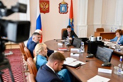 На оперативном совещании у губернатора обсудят архитектурное наследие и ГТО