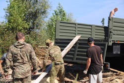 Моршанские волонтеры отправили на СВО 15 кубометров пиломатериала 