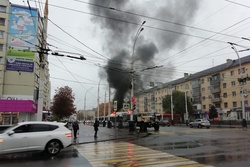 В центре Тамбова загорелся автобус