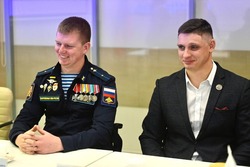 Евгений Первышов встретился с участниками Кубка защитников Отечества