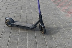В Моршанске за езду подростка на электросамокате по дороге оштрафовали его мать 