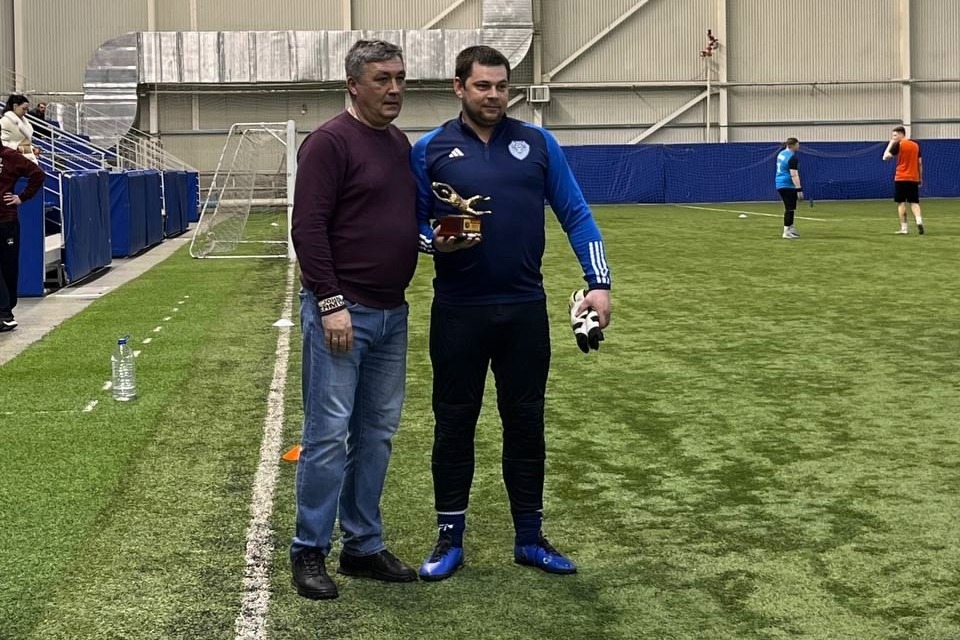 Лучший вратарь чемпионата Максим Гладилин
