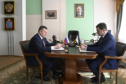 Губернатор Александр Никитин и начальник ЮВЖД Сергей Задорин подписали соглашение о расширении сотрудничества