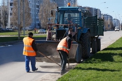 Жителей микрорайона Московский просят убрать машины на время уборки дорог