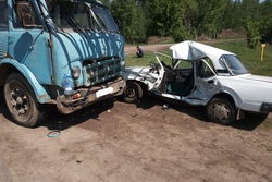 В Умётском районе в аварии с грузовиком погиб 84-летний мужчина