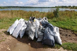 В Тамбовской области активисты очистили от мусора 76 километров береговых полос
