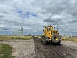 На границе Тамбовской и Воронежской областей начался ремонт дороги