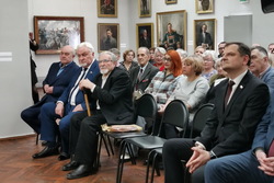 В Мичуринске открылась выставка художников Платициных