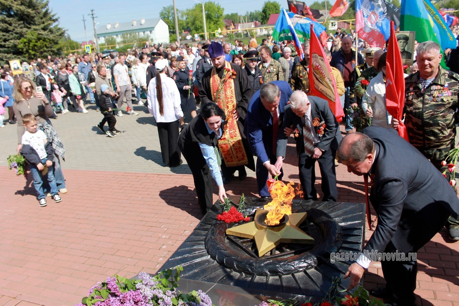 Дань памяти героев