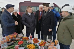Полпред президента в ЦФО Игорь Щеголев посетил площадку строительства тепличного комплекса «Мичуринский»