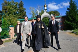 Евгений Первышов проверил ход работ в Троицком монастыре в Мичуринске