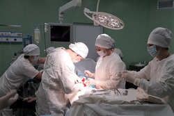 В тамбовском Перинатальном центре провели уникальную операцию во время родов