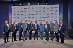 Не только правительство: Евгений Первышов формирует команду