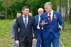 Евгений Первышов оценил ход благоустройства парка Сахарного завода в Уварове