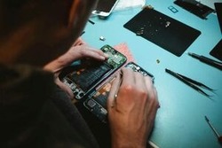 Профессиональный ремонт телефонов от pedant.ru в Тамбове