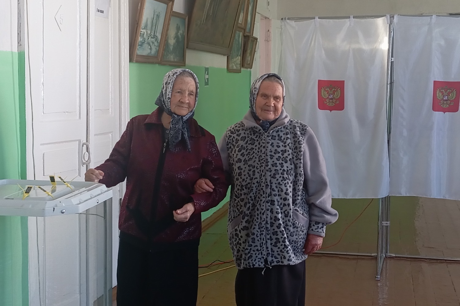 Подруги не пропустили за свою жизнь ни одних выборов 