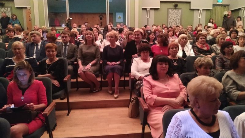 учитель года тамбов 2011. корпоратив учителей. городской семинар социальных педагогов тамбов. учителя сколково тамбов. народный учитель тамбовская область.