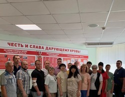 В Тамбовской области наградили нагрудными знаками 19 доноров