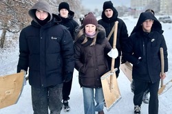 Тамбовские студенты присоединись к уборке снега 