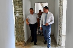 Евгений Первышов лично проверил капремонт детского сада в Пичаевском округе