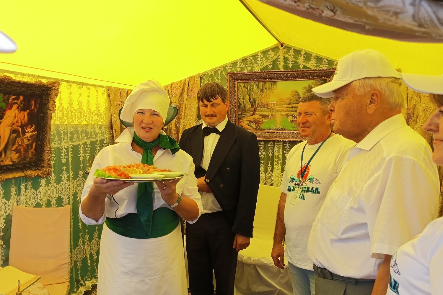 Хлебосольное Новиково приветствует гостей