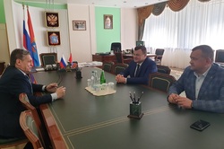 Губернатор Александр Никитин встретился с заместителем генерального директора ВГТРК Рифатом Сабитовым