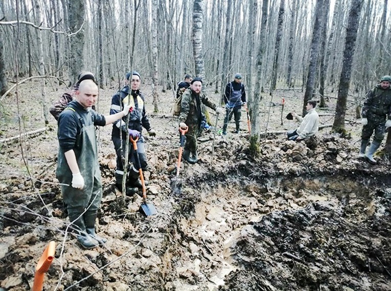 На раскопках в Ленинградской области