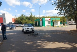 В Тамбове водитель «Тойоты» сбил девушку на велосипеде