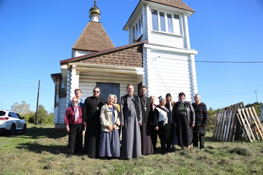 Храм в честь Архистратига Михаила в селе Чутановка