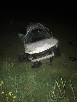 В Знаменском округе двое пьяных друзей опрокинулись на каршеринге: один погиб