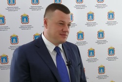 Губернатор Александр Никитин поздравил тамбовских медиков с присвоением государственных наград за борьбу с коронавирусом
