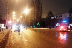 В Тамбове двух девушек дважды переехали машины: одна из них погибла