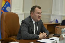 Максим Егоров предложил объединить усилия для повышения эффективности помощи военным