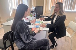 Тамбовские студентки получили единовременную выплату в 100 тысяч рублей 