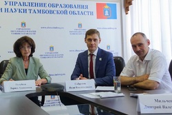 Во всех тамбовских колледжах и техникумах работают Центры содействия трудоустройству выпускников