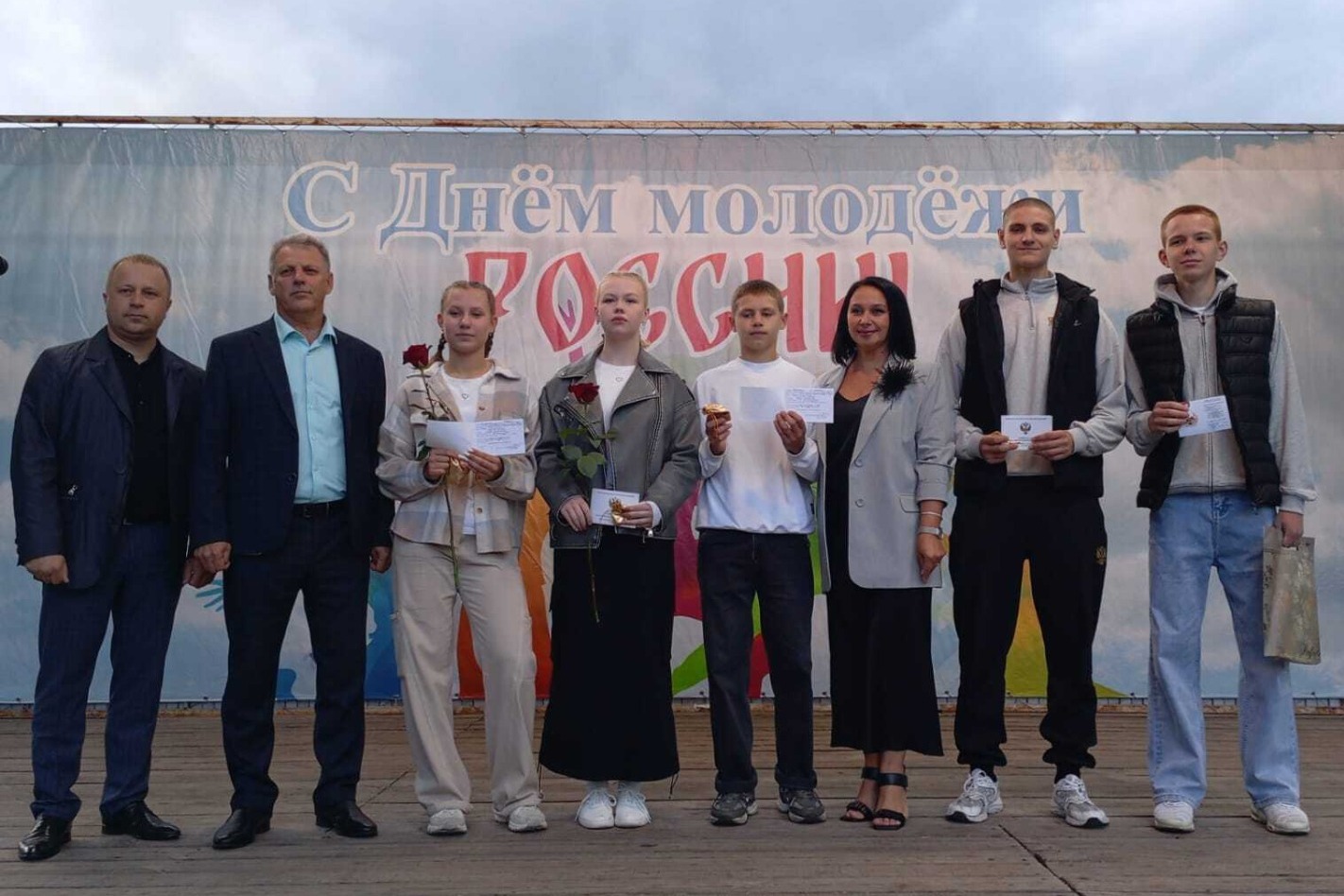 Юные спортсмены получили разрядные книжки и значки