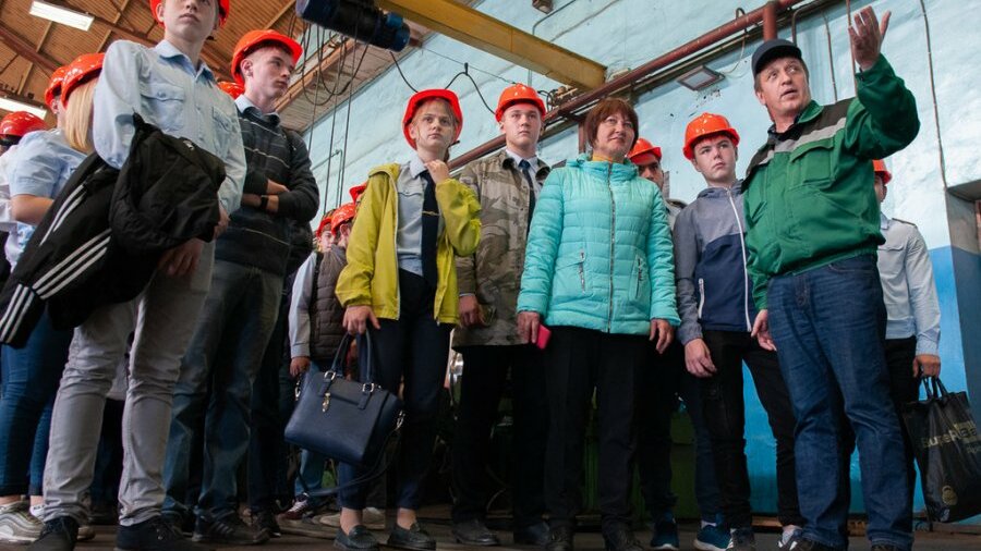 Тамбовский вагоноремонтный завод. Завод ТВРЗ Тамбов. Тамбовский вагоноремонтный завод (ТВРЗ). Дмитрий Николаев Тамбовский вагоноремонтный завод. Шлыков ТВРЗ Тамбов.