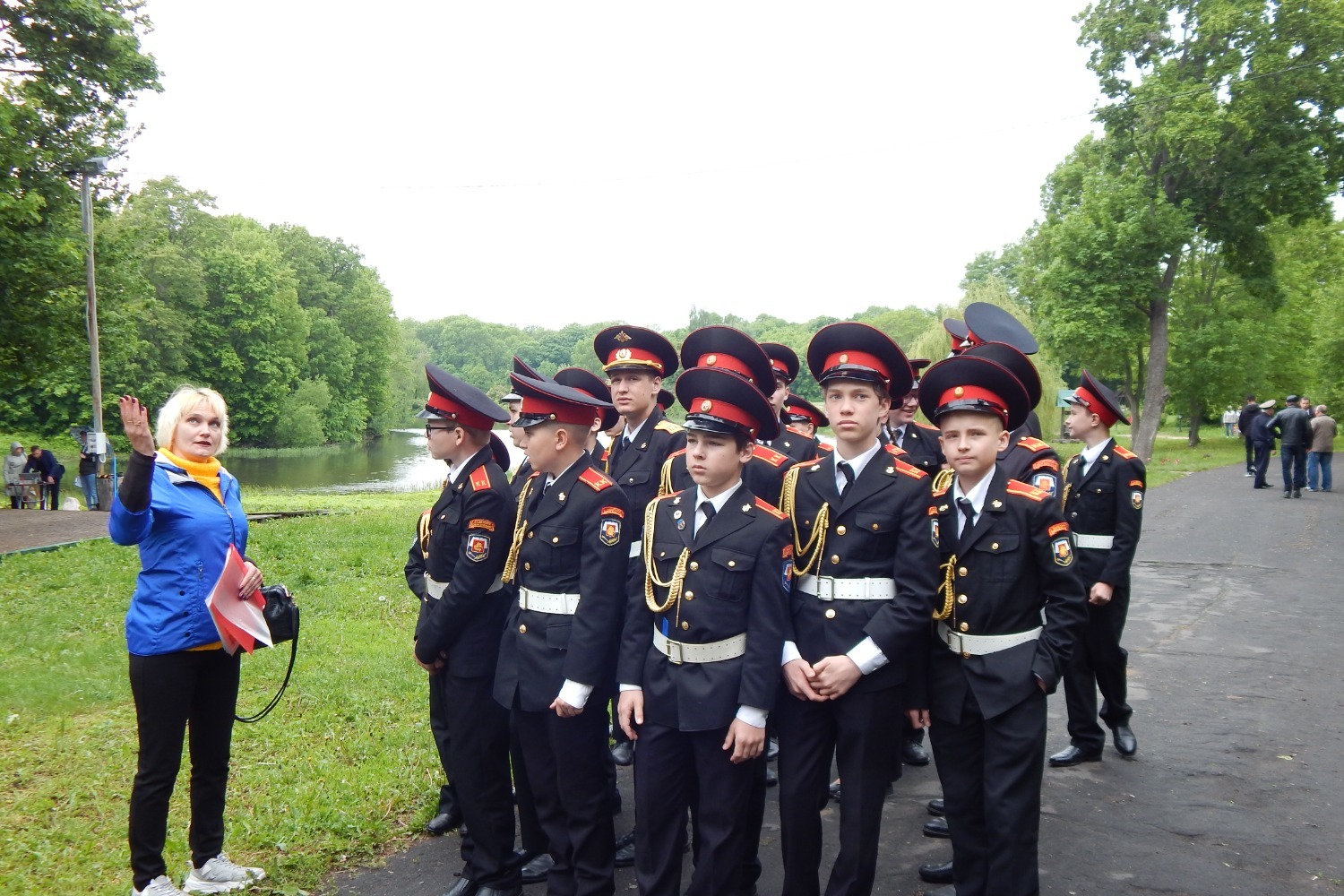Танец генерала. Кадеты москвы. Кадетская симфония уварово. Фестиваль кадетов. Военно патриотический фестиваль в краснодаре.
