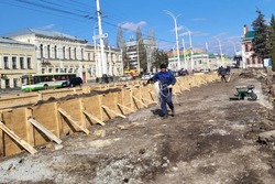 Реставрация памятника Зое в центре Тамбова находится в самом разгаре
