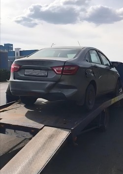 Тамбовчанка пыталась скрыть от приставов арестованный автомобиль